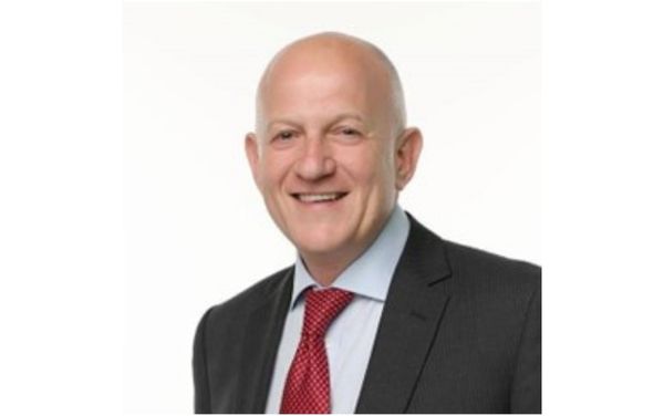 Head shot of Denis Treacy