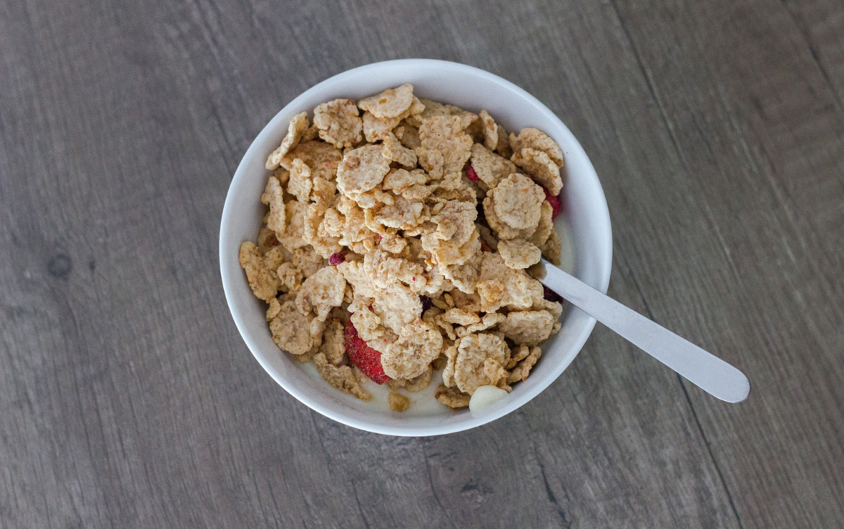 Breakfast cereal in a bowl