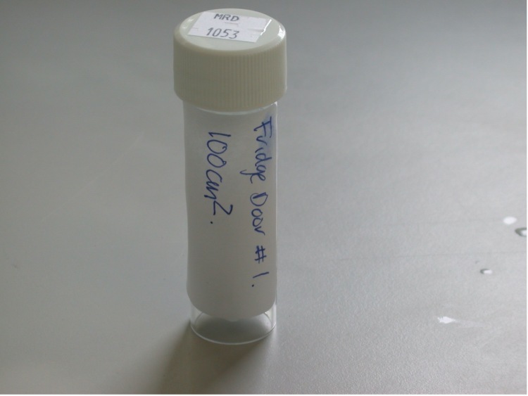 Sample labelled with: date, surface description, and sampled area (in cm²)